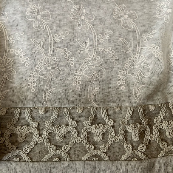 3/4 sleeve flower print top - Picture 5 of 7